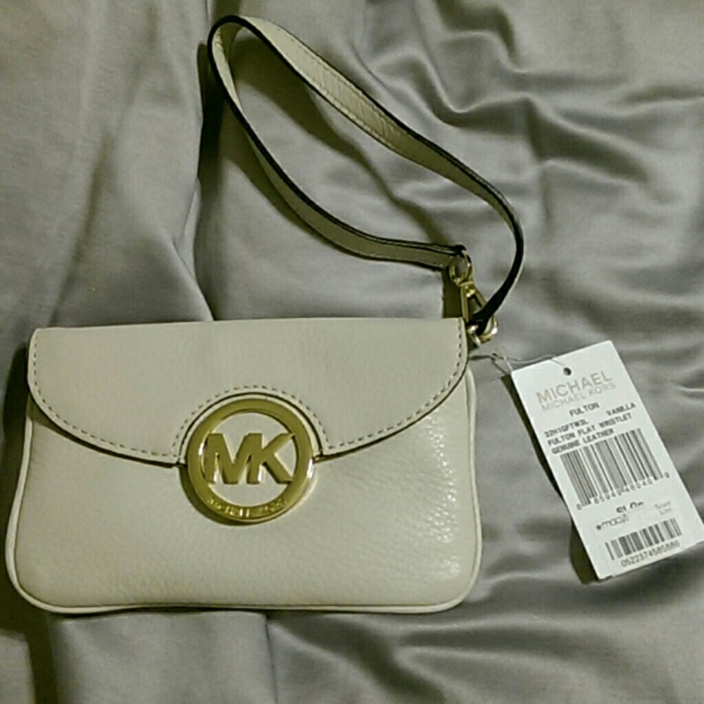 MICHAEL Michael Kors Vanilla Leather Wristlet with Gold Hardware